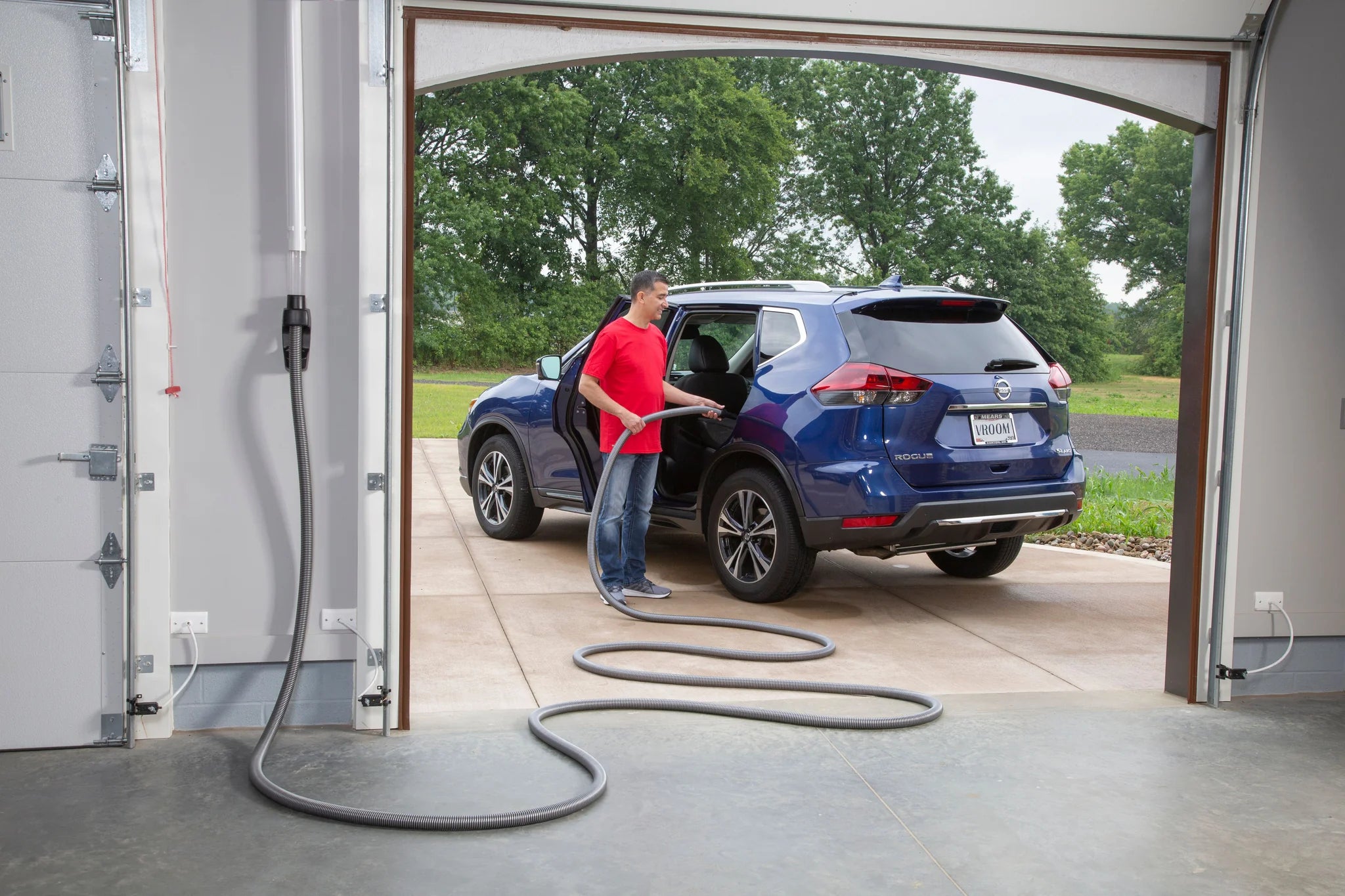 Vroom Garage Retractable Hose System